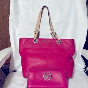 Michael Kors Pebble Leather Hot Pink Tote and wallet